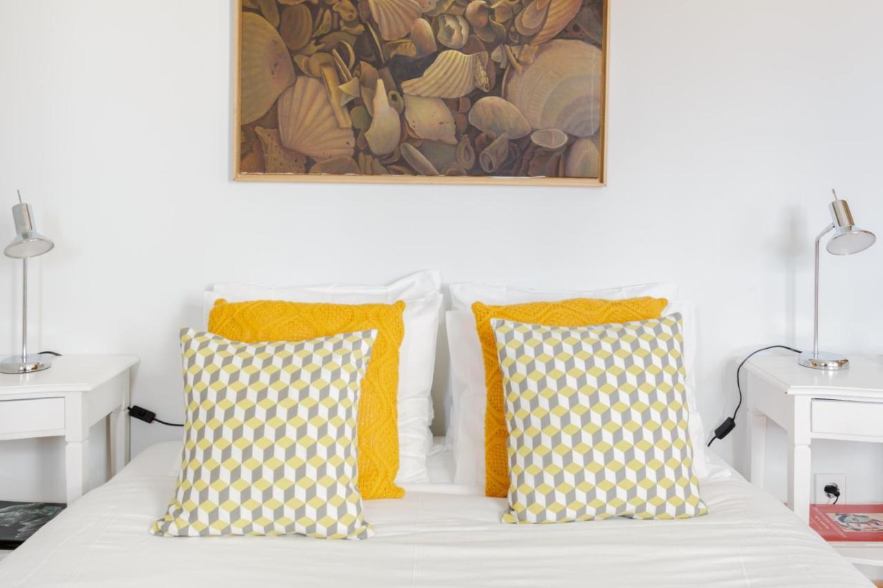 Amazing Rooftop Terrace With River And Historic City View 4 Bedrooms 4 Bathrooms Ac 19Th Century Building Chiado Lisboa Ngoại thất bức ảnh