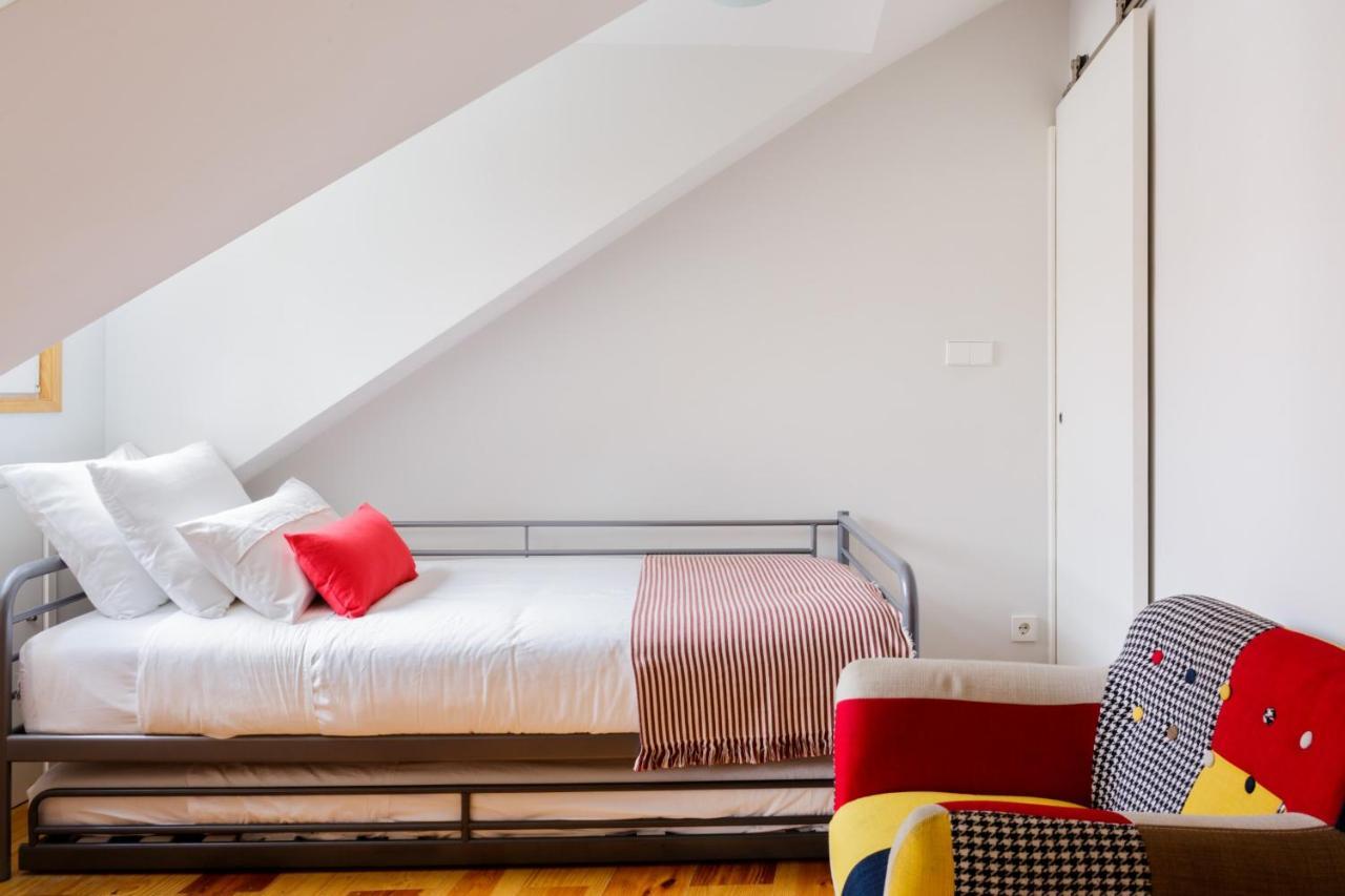 Amazing Rooftop Terrace With River And Historic City View 4 Bedrooms 4 Bathrooms Ac 19Th Century Building Chiado Lisboa Ngoại thất bức ảnh