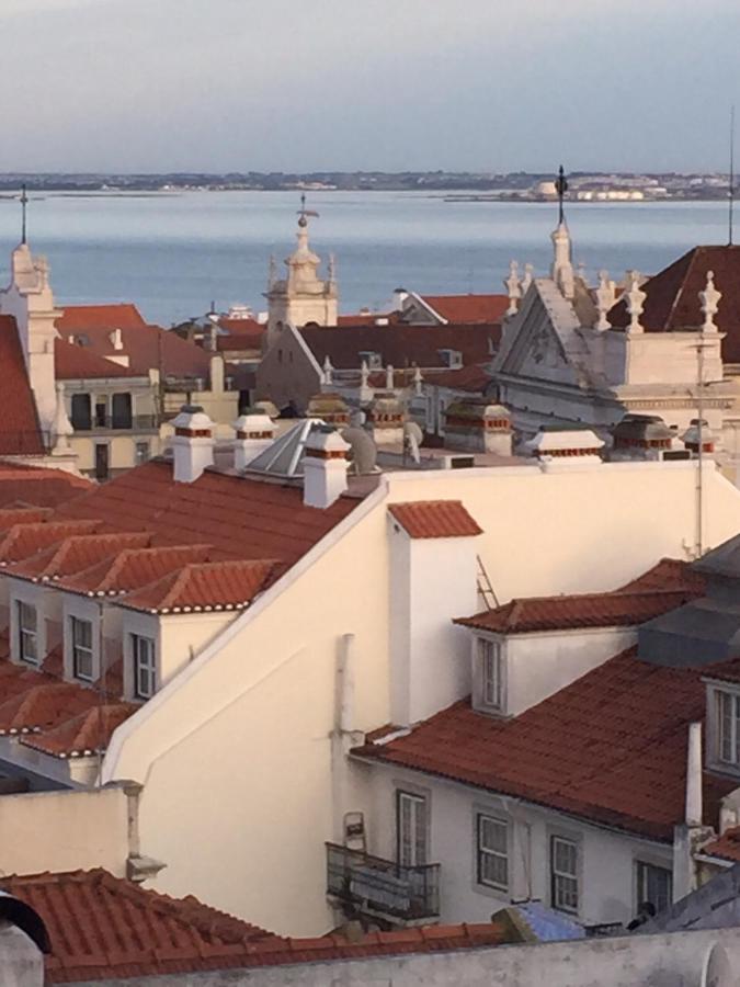 Amazing Rooftop Terrace With River And Historic City View 4 Bedrooms 4 Bathrooms Ac 19Th Century Building Chiado Lisboa Ngoại thất bức ảnh