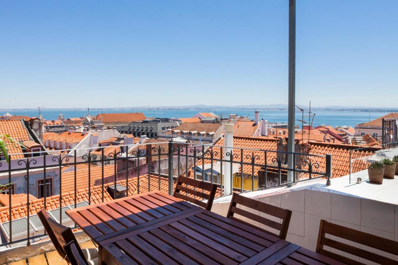 Amazing Rooftop Terrace With River And Historic City View 4 Bedrooms 4 Bathrooms Ac 19Th Century Building Chiado Lisboa Ngoại thất bức ảnh